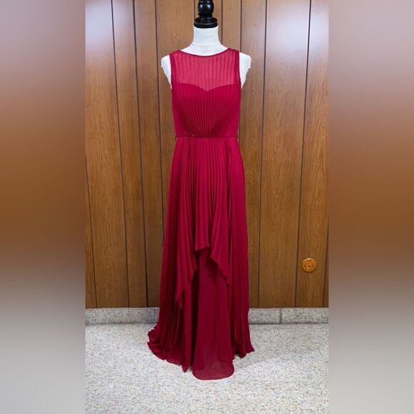 Badgley Mischka  Pleated Layered Gown size 10 - Picture 3 of 12